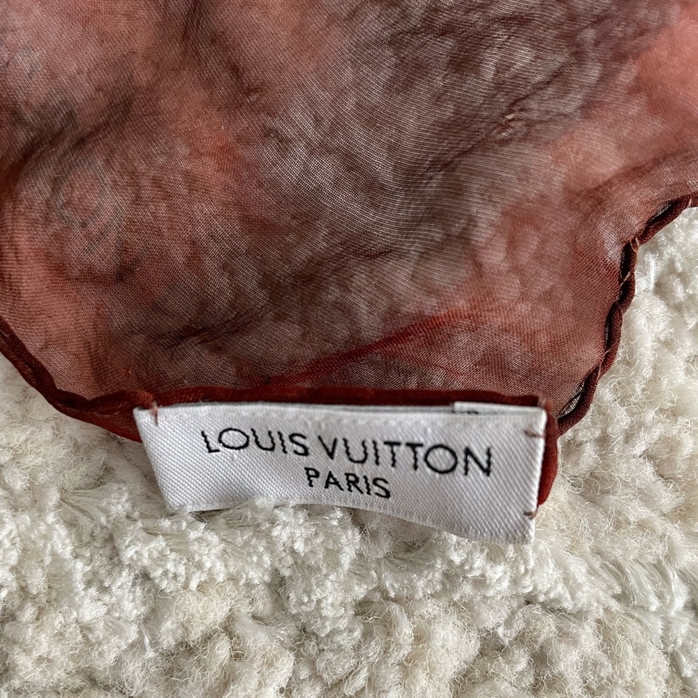Authentic Louis Vuitton Silk Scarf - Picture 4 of 7